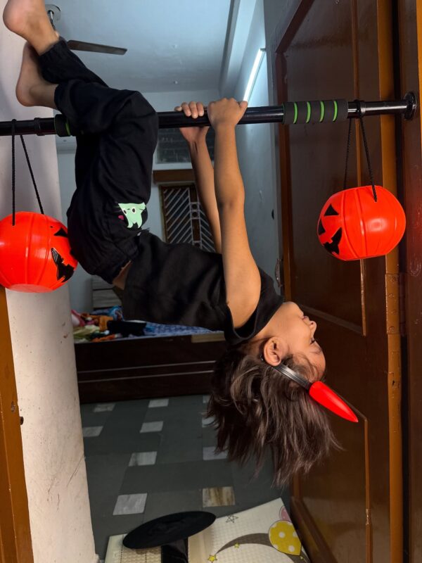 adjustable door frame pull up bar home gym chin up equipment with soft padded handles