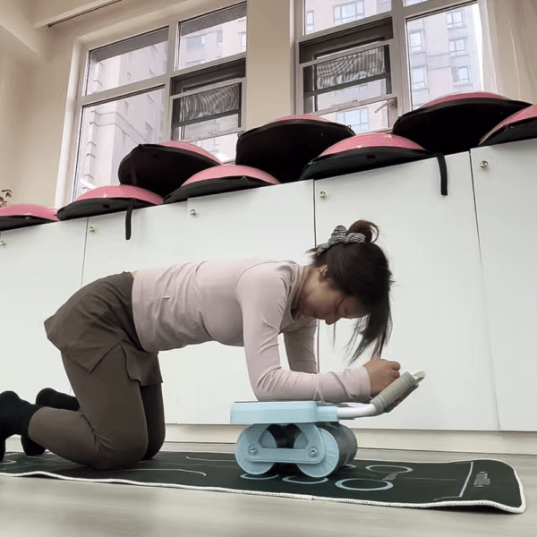 premium 4 wheel automatic rebound ab roller with elbow support & smart timer – advanced core strength trainer for home fitness