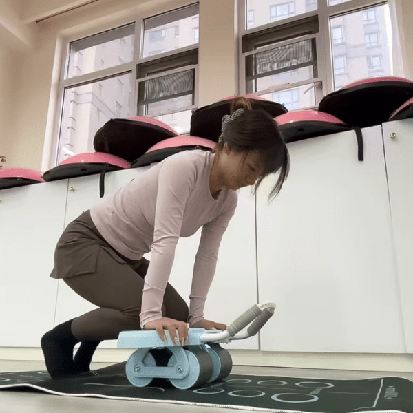 premium 4 wheel automatic rebound ab roller with elbow support & smart timer – advanced core strength trainer for home fitness